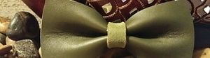 Handmade genuine leather bow tie.
